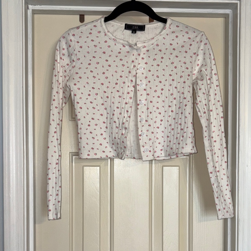 Floral cropped button down sweater